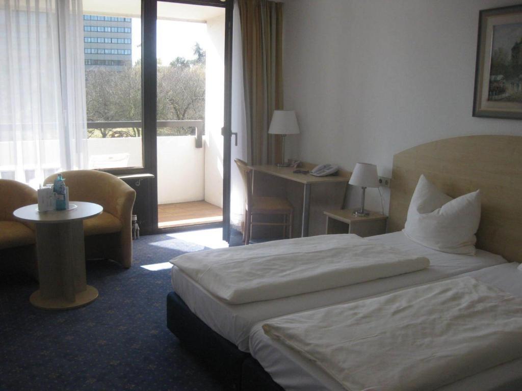 Hak Hotel Am Klostersee Sindelfingen Quarto foto